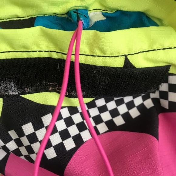 Men’s Quicksilver Board Shorts - Picture 5 of 6